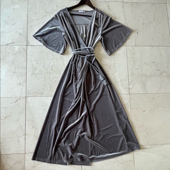 Zara Dresses & Skirts - Stunning Zara Grey/Violet (Taupe) Iridescent Wrap Dress DVF Style